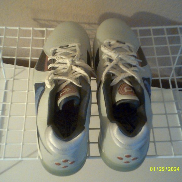 NEW KD 3 \